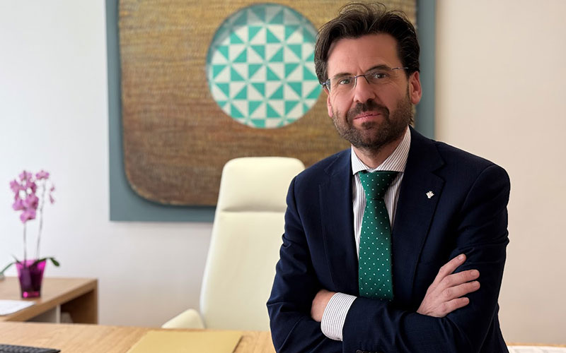 alvaro martinez director adjunto caja rural jaen